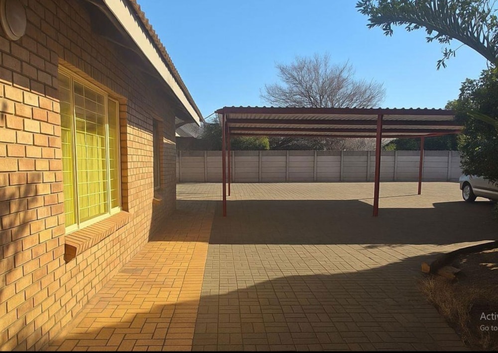 House for sale in Universitas - 1BX1705520