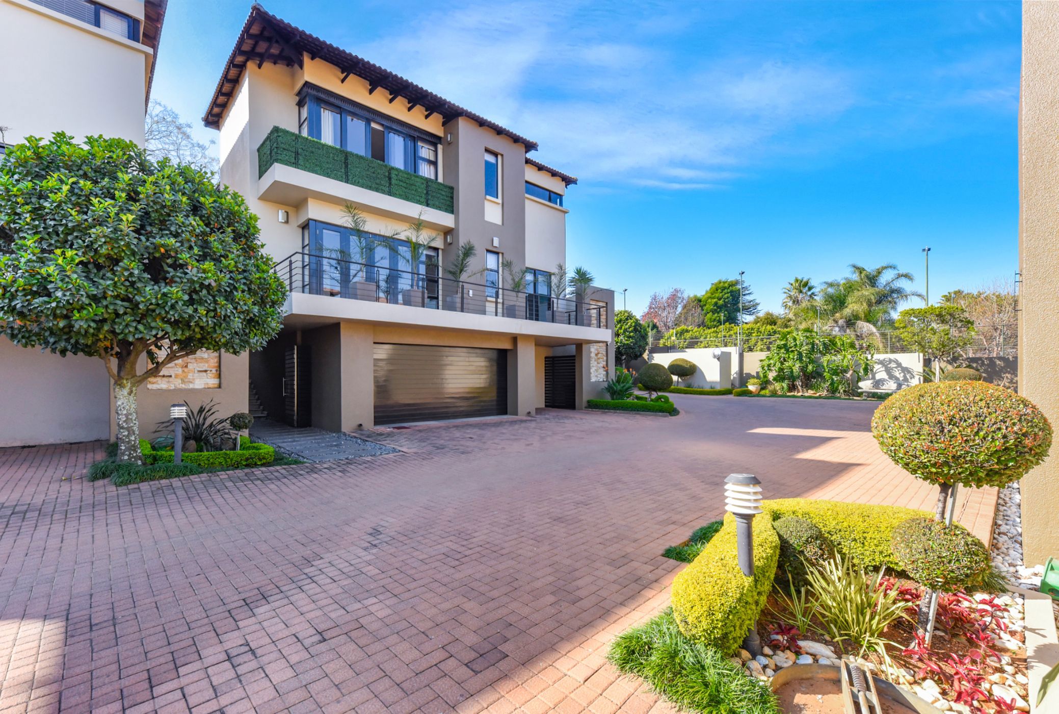 Cluster for sale in Bryanston - HP1703763