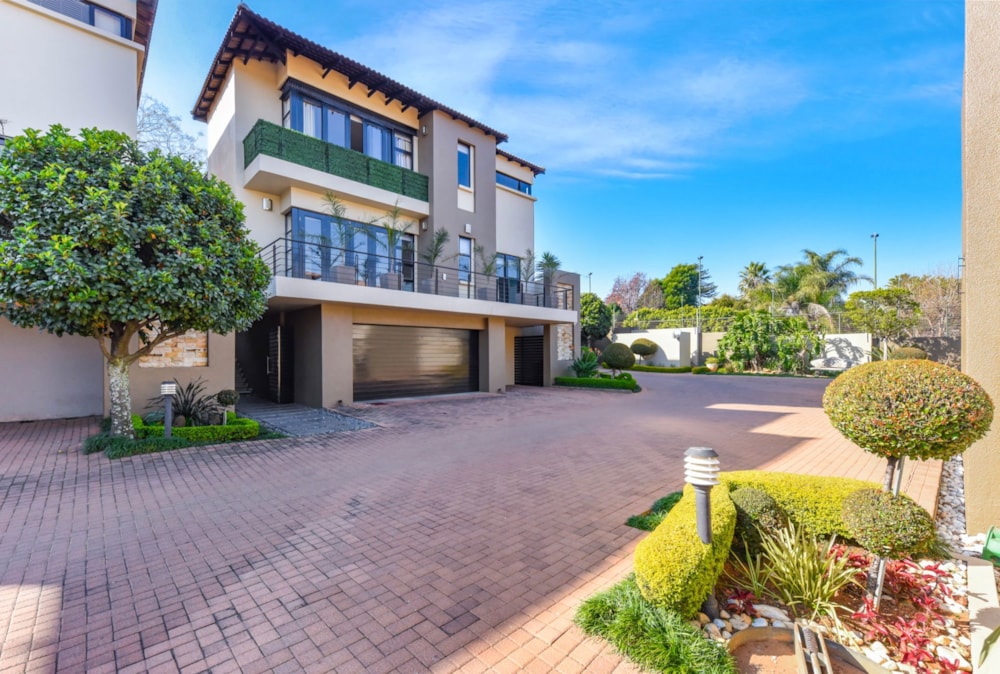 Cluster for sale in Bryanston - HP1703763 Cluster for sale in Bryanston - HP1703763