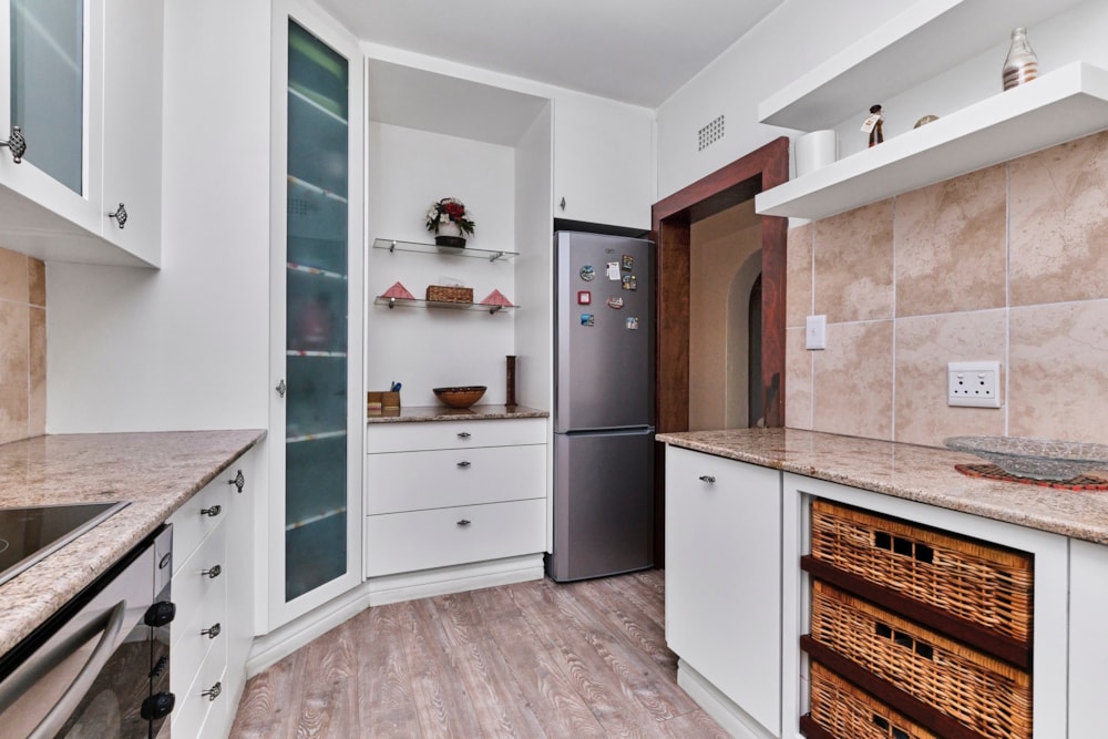 Apartment for sale in River Club, Sandton - HP1703636