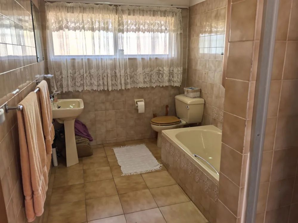 House for sale in West Acres - 1NS1703827
