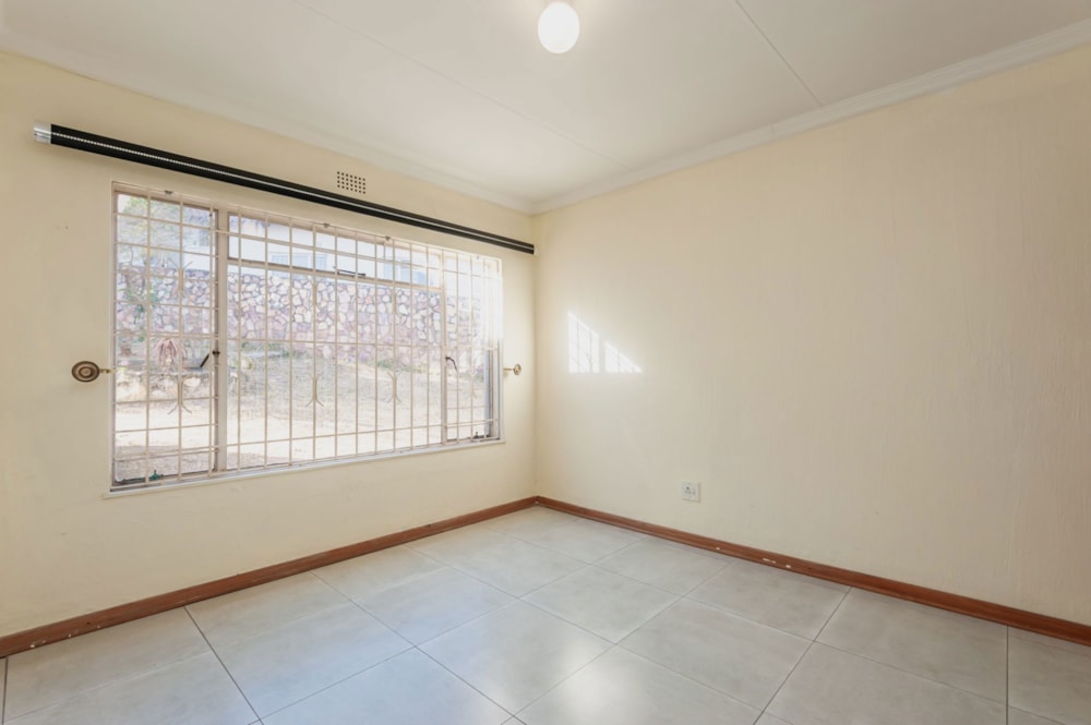 House for sale in Helderkruin - RAN1701504 House for sale in Helderkruin - RAN1701504