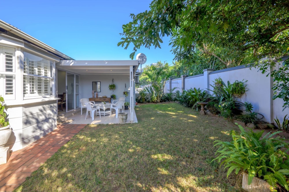 Townhouse for sale in uMhlanga Rocks - 1ND1702832 Townhouse for sale in uMhlanga Rocks - 1ND1702832