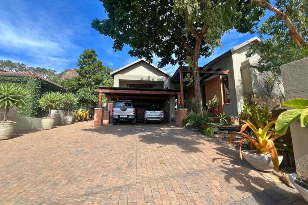 House for sale in Matumi Golf Estate - 1NS1703028