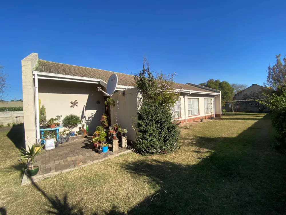House for sale in Hutten Heights - 1NW1704057