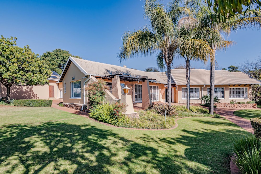 House for sale in Eldoraigne - CN1704139 House for sale in Eldoraigne - CN1704139