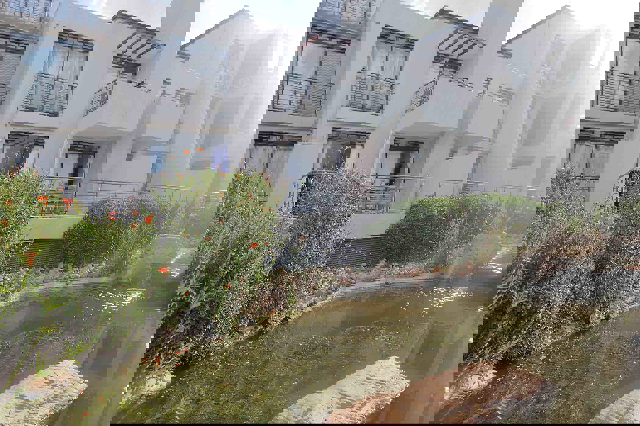 Apartment sold in Century City - 1TV1704844