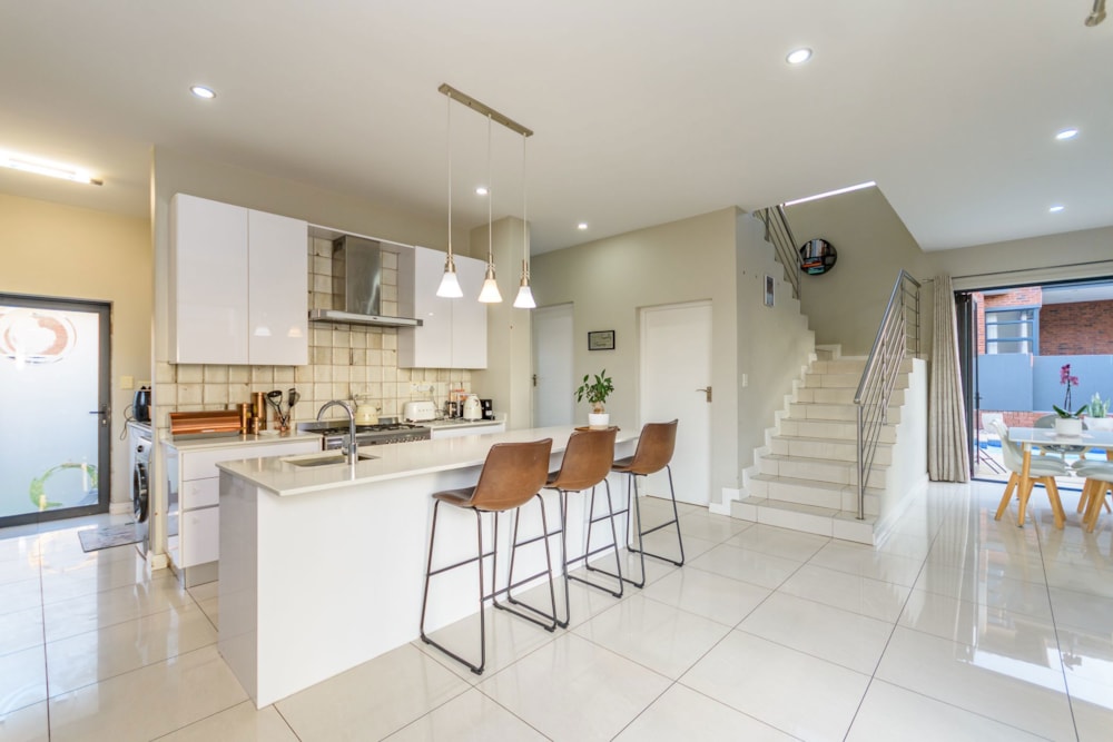 Double-storey cluster for sale in Honeydew Manor - RAN1702475 Double-storey cluster for sale in Honeydew Manor - RAN1702475