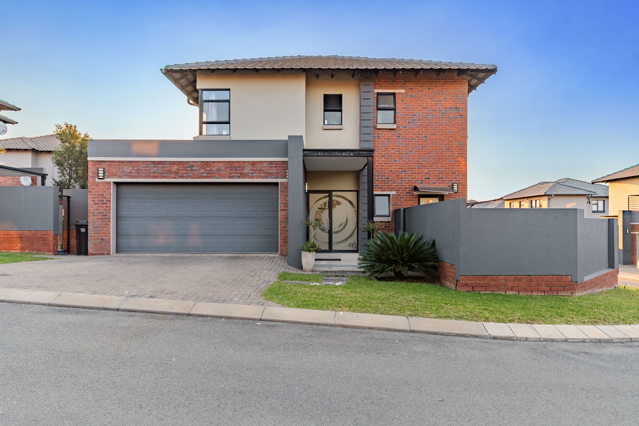 Double-storey cluster for sale in Honeydew Manor - RAN1702475