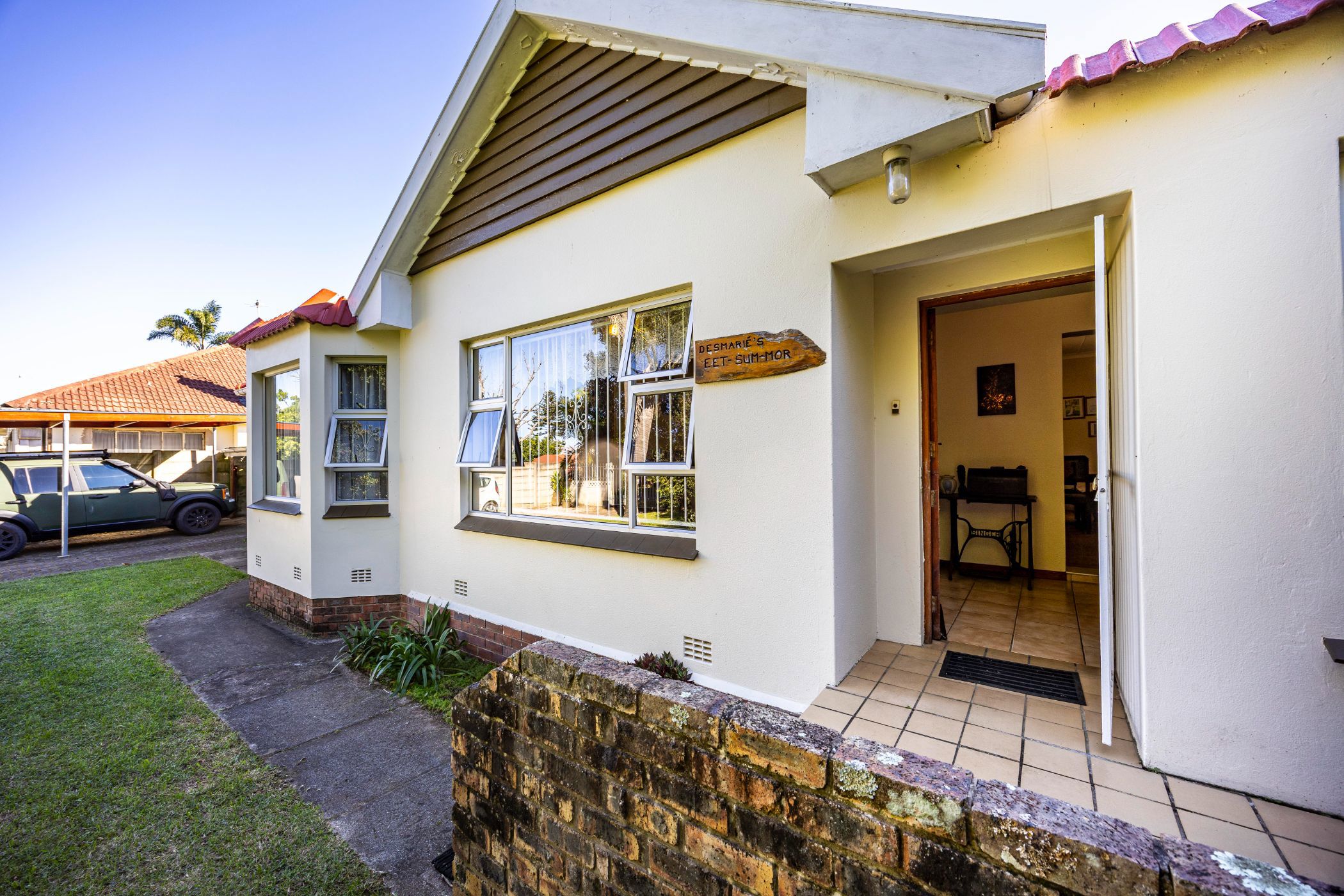 House sold in Gonubie - 1EZ1703232