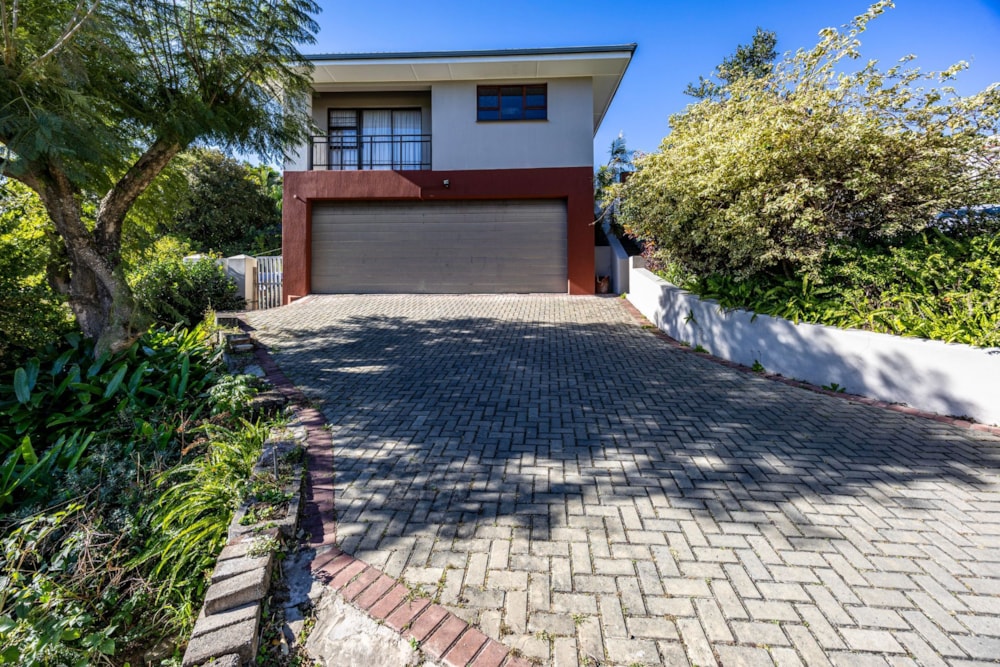 House for sale in Beacon Bay - 1EZ1705835 House for sale in Beacon Bay - 1EZ1705835