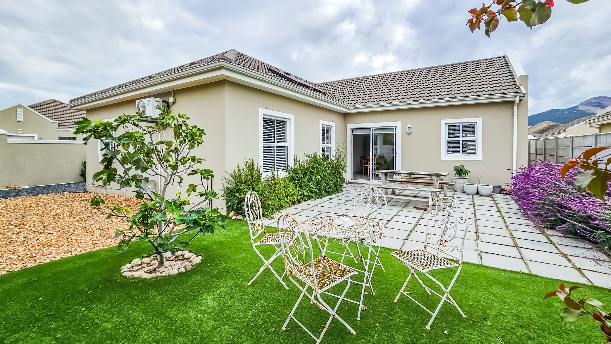 Single-storey house for sale in Paarl South - TK1698361