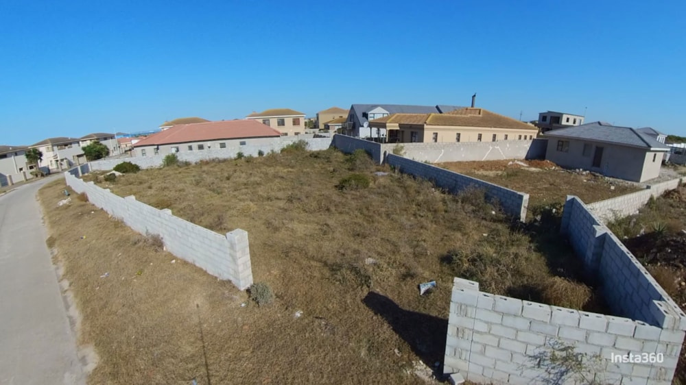 Residential vacant land for sale in Bluewater Bay, Port Elizabeth, Gqeberha - 1PLZ1701203