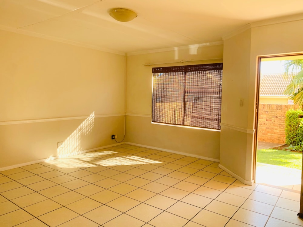 Townhouse sold in Langenhovenpark - 1BX1702662 Townhouse sold in Langenhovenpark - 1BX1702662