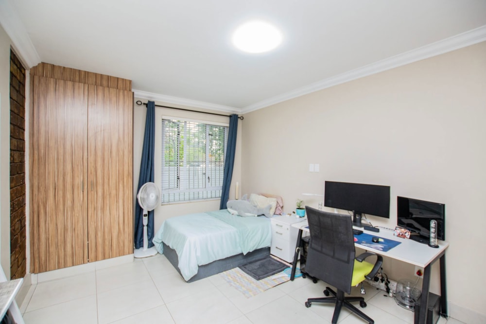 Studio apartment sold in Universiteits Oord - ST1705371 Studio apartment sold in Universiteits Oord - ST1705371