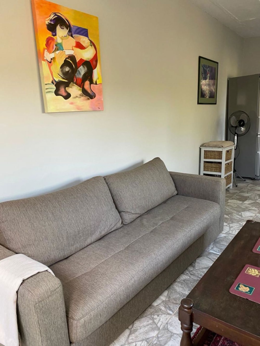 Garden cottage let in Waterfall, Upper Highway - 1KF1704749