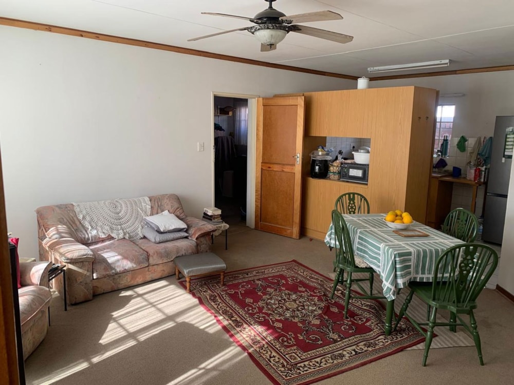 Retirement home let in Fichardt Park - 1BX1702875 Retirement home let in Fichardt Park - 1BX1702875