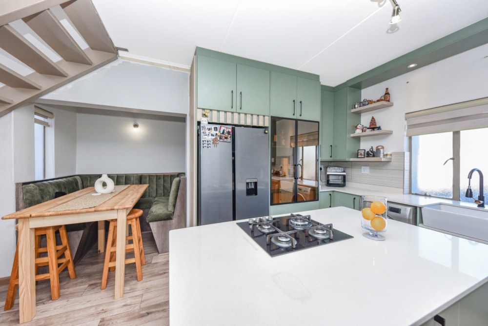 Loft sold in Douglasdale - FW1702924 Loft sold in Douglasdale - FW1702924