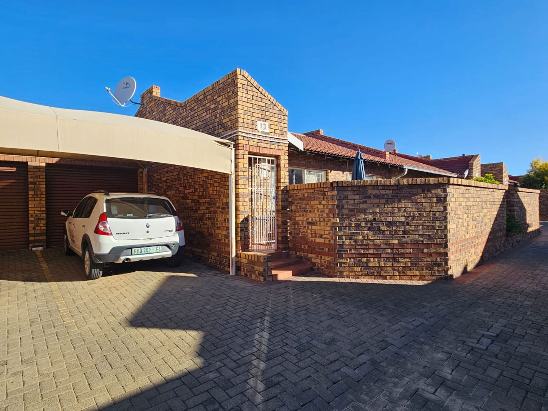 Townhouse for sale in Hospitaalpark - 1BX1725198