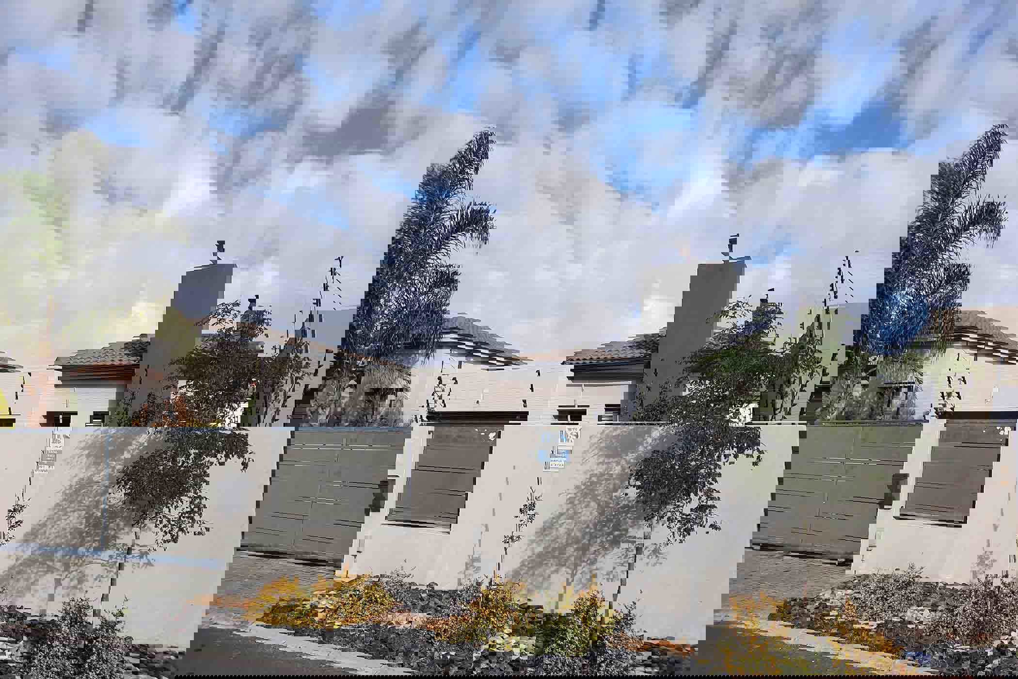 House sold in Parklands North - 1TV1704766