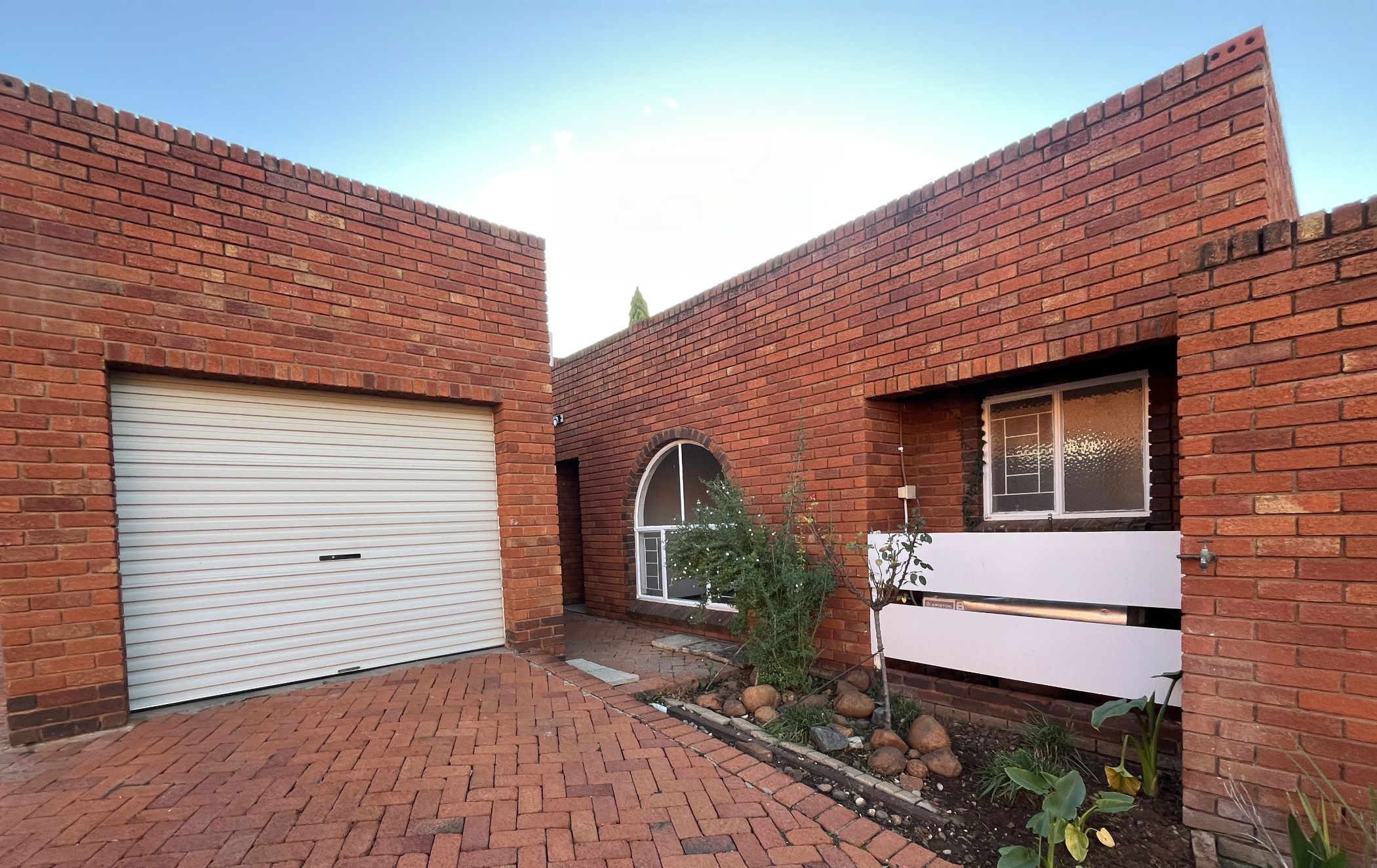 Townhouse for sale in Langenhovenpark - 1BX1690013