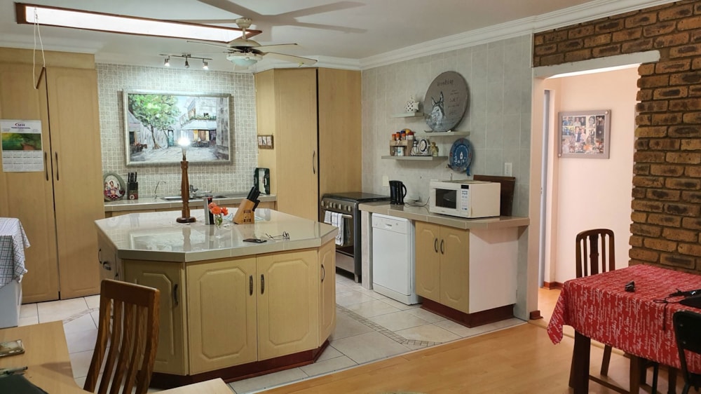 House for sale in Glenmore Beach - 1PD1703307 House for sale in Glenmore Beach - 1PD1703307