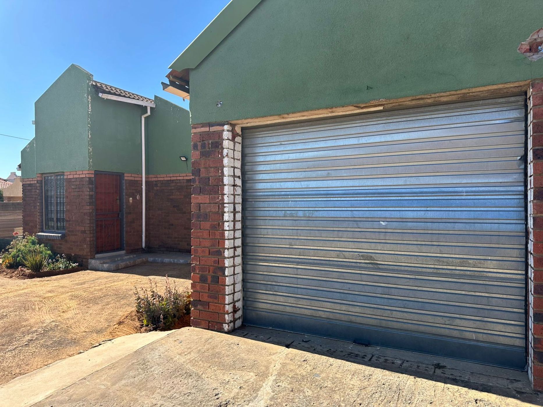 House for sale in Bloemside - 1BX1725743