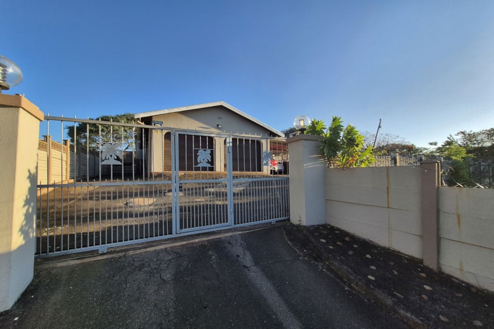 House for sale in Isipingo Rail - 1WB1705094