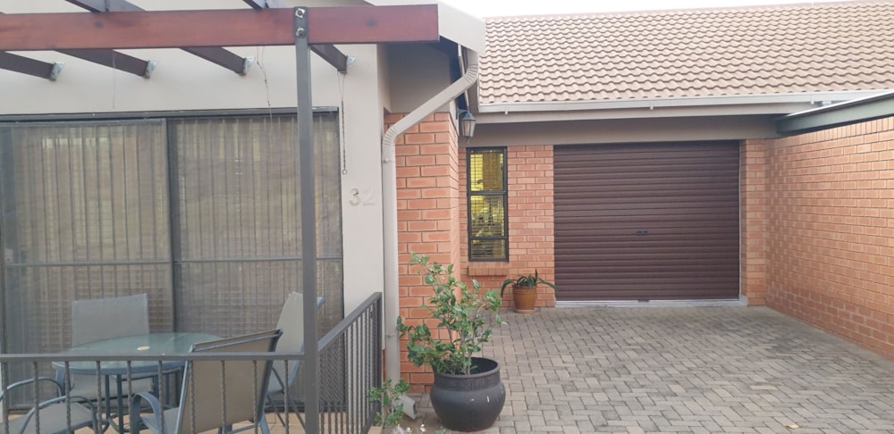 Townhouse for sale in Spitskop - 1BX1705523