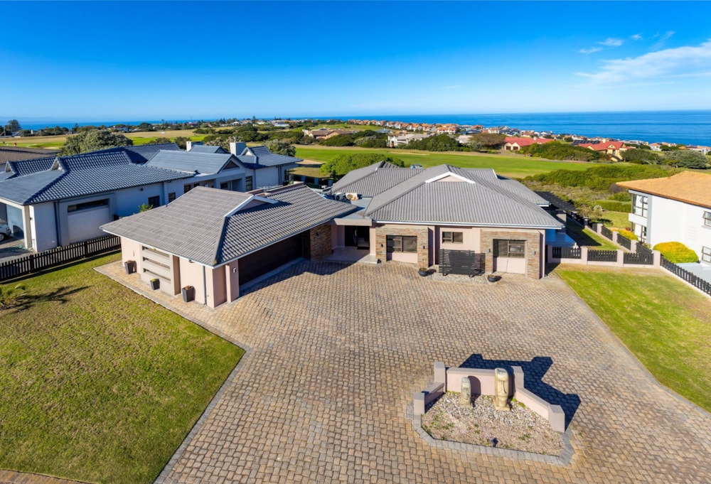 House for sale in Mossel Bay Golf Estate - 1MB1705327