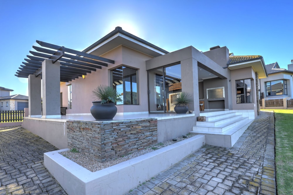 House for sale in Mossel Bay Golf Estate - 1MB1705327