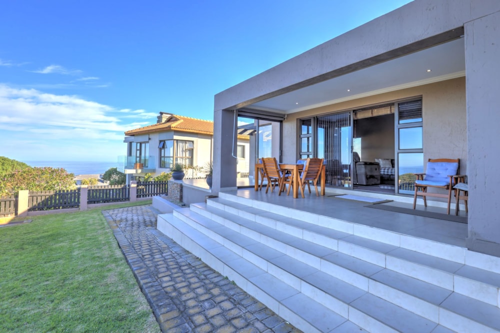 House for sale in Mossel Bay Golf Estate - 1MB1705327