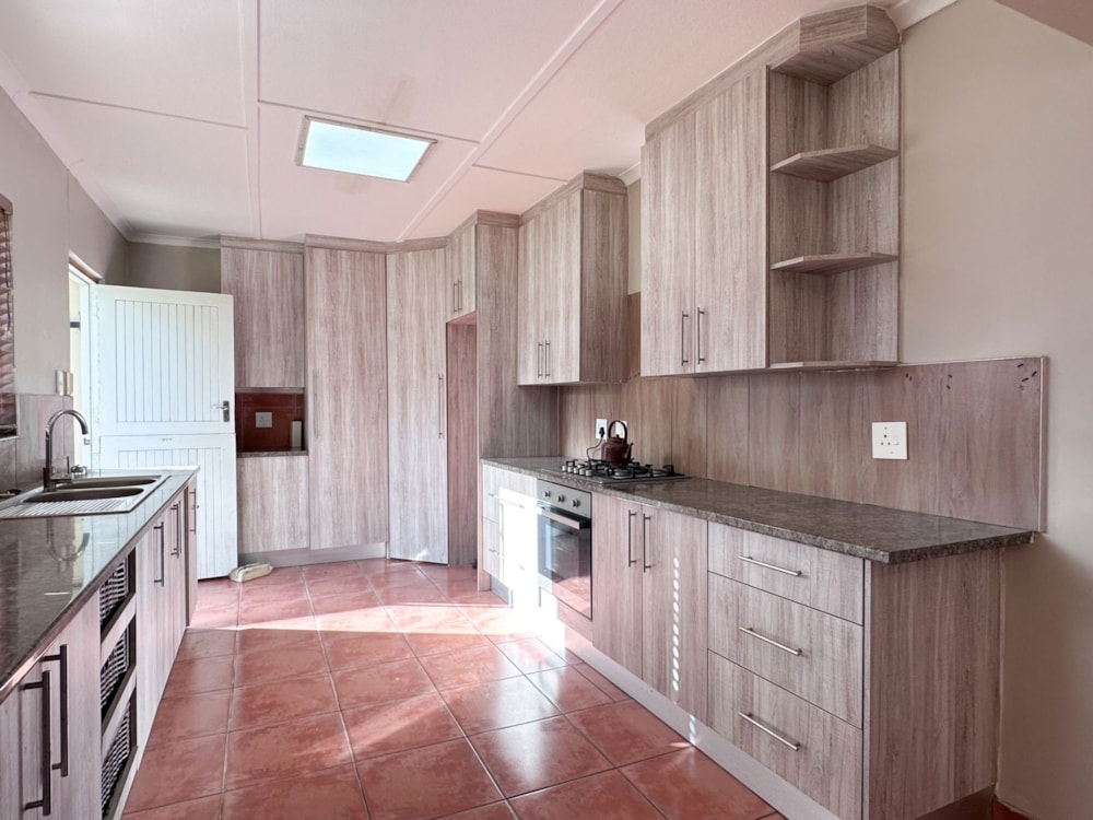 House sold in West Bank, Port Alfred - 1PF1703312 House sold in West Bank, Port Alfred - 1PF1703312