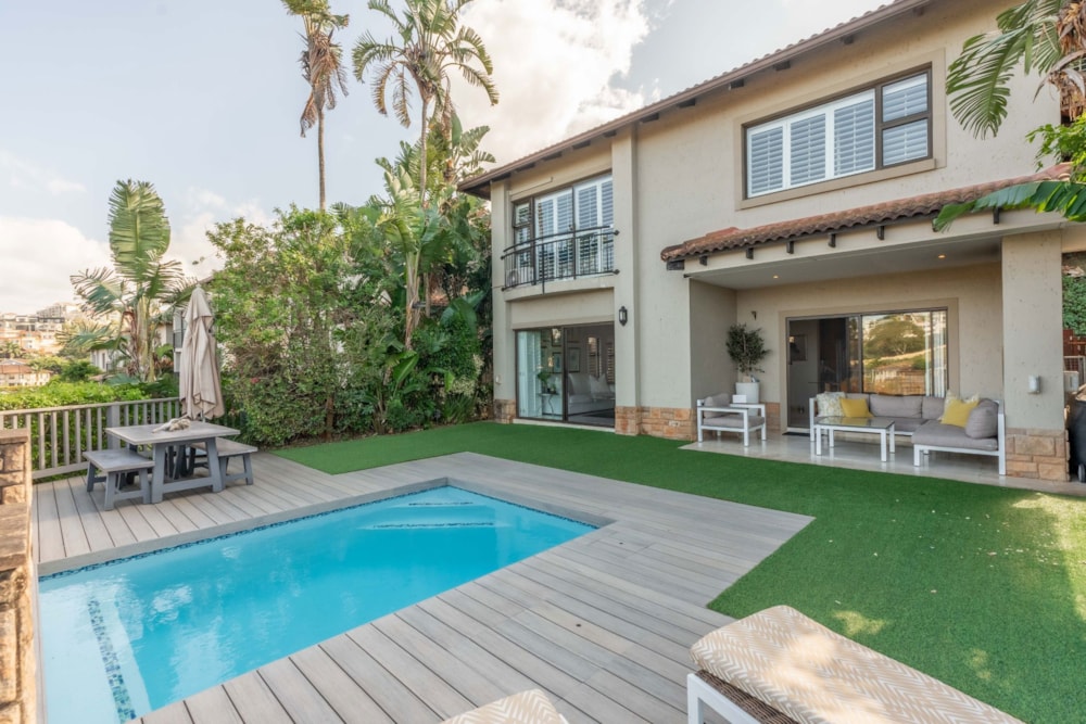 Townhouse for sale in La Lucia - 1ND1704007 Townhouse for sale in La Lucia - 1ND1704007