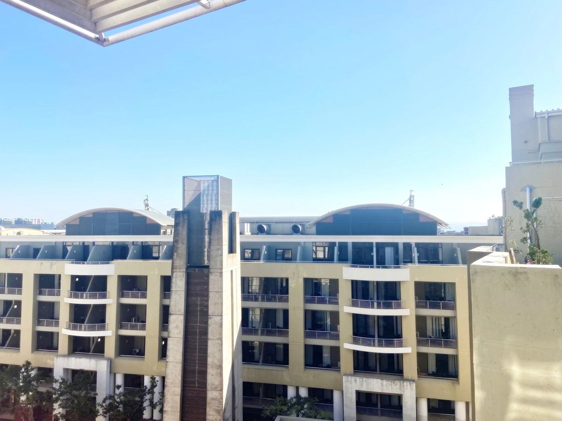 Apartment for sale in uMhlanga Ridge - 1ND1718098