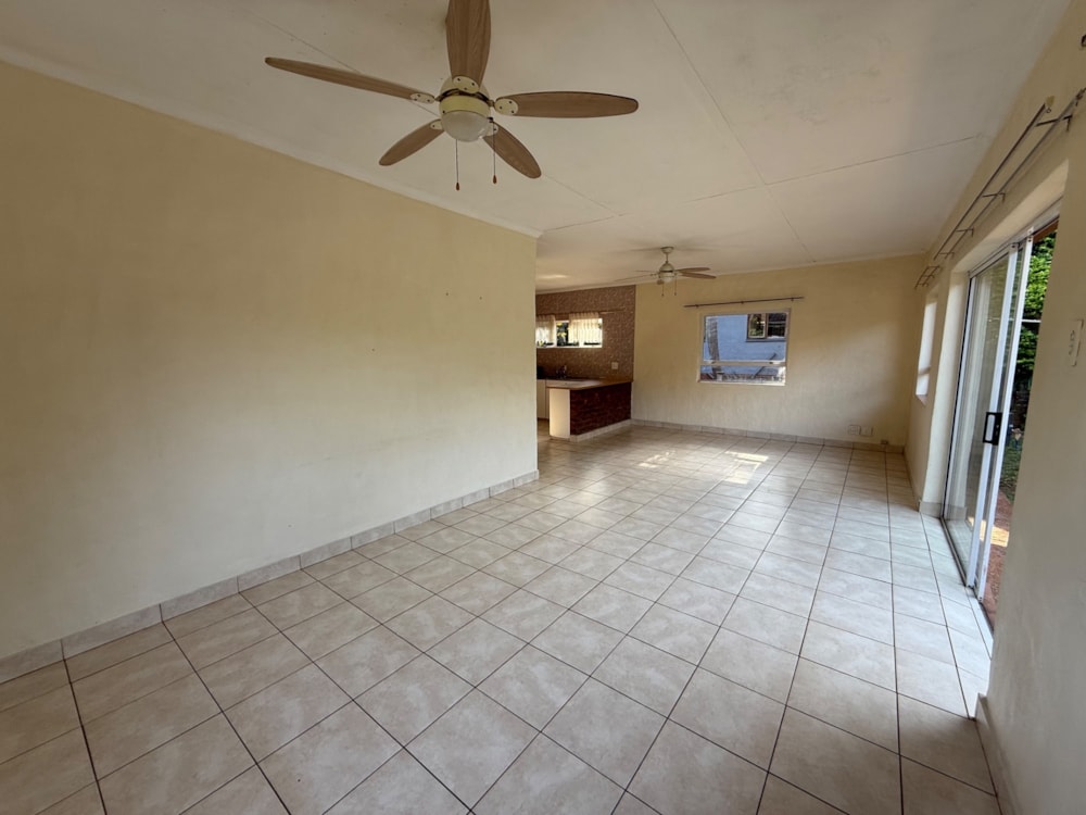 House let in Glen Hills - 1ND1703355