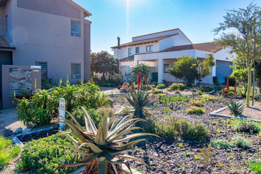 House for sale in Langebaan Country Estate - LA1703535 House for sale in Langebaan Country Estate - LA1703535