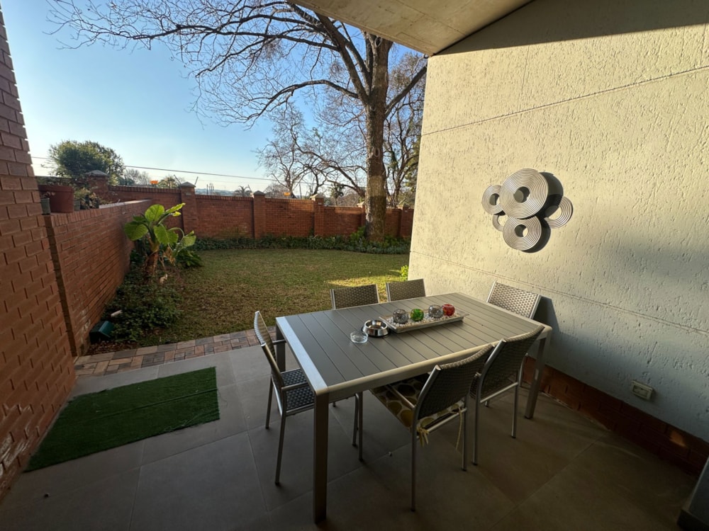 Apartment for sale in Waterkloof, Pretoria East - PT1720079 Apartment for sale in Waterkloof, Pretoria East - PT1720079