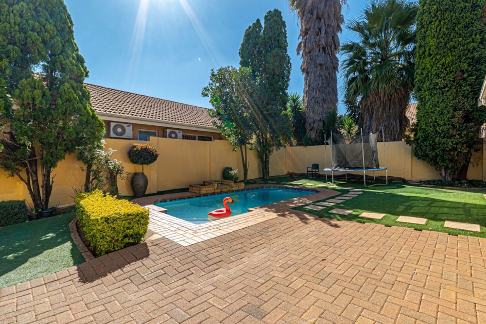 House for sale in Halfway Gardens - MR1702773