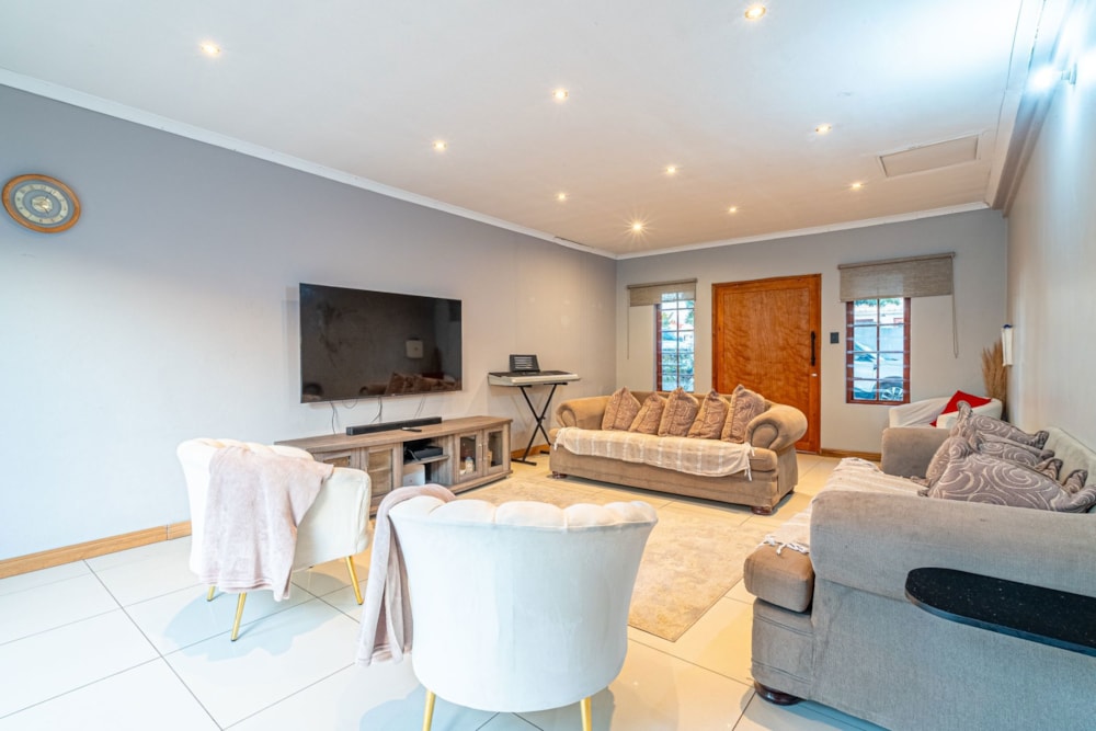 House for sale in Halfway Gardens - MR1703238