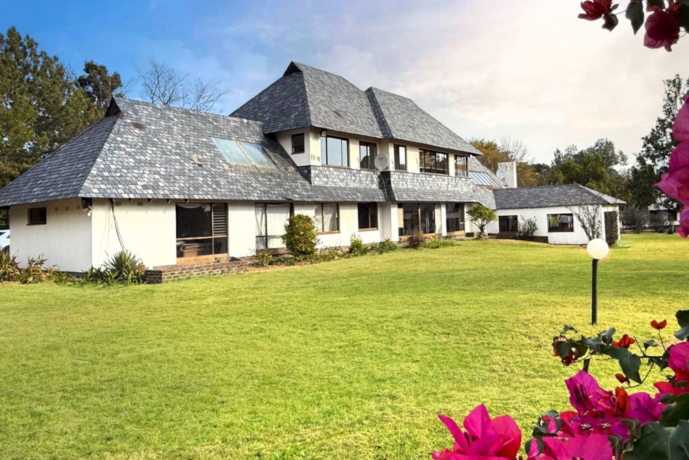 Double-storey house for sale in Kyalami AH - MR1703412