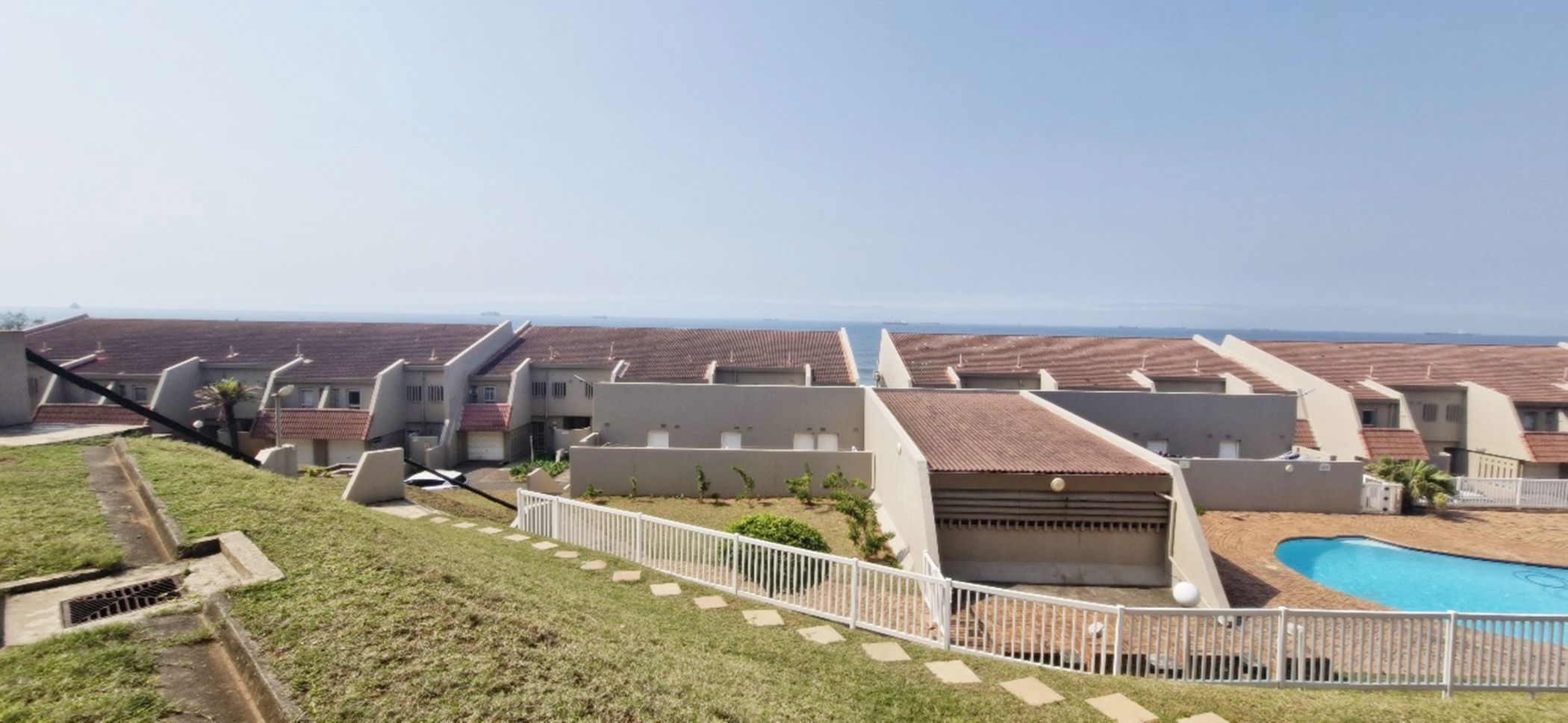 Townhouse for sale in La Mercy - 1ND1704885