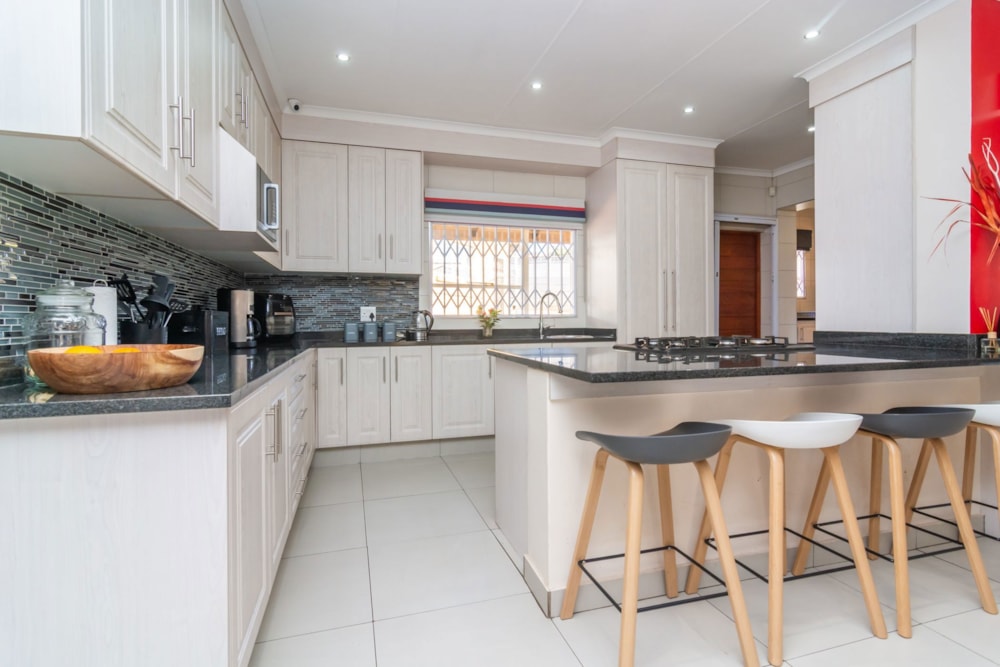 House for sale in Rangeview - 1KR1705060