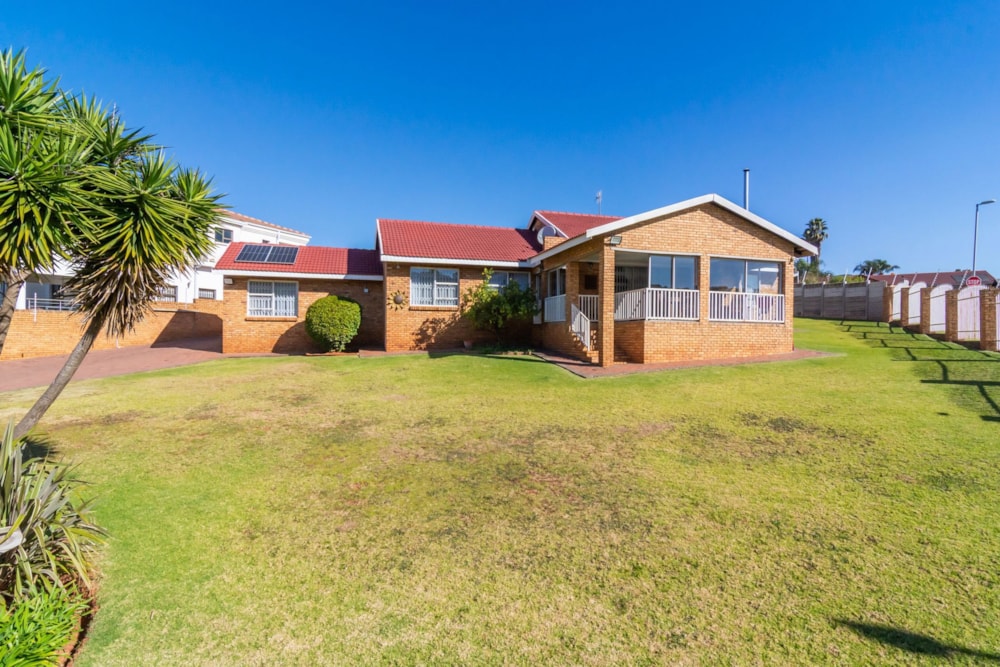 House for sale in Rangeview - 1KR1705060 House for sale in Rangeview - 1KR1705060