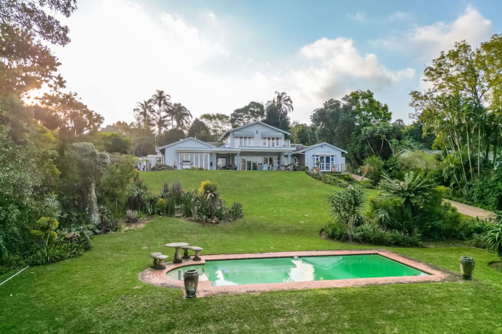 Double-storey house for sale in Kloof - 1KF1705325