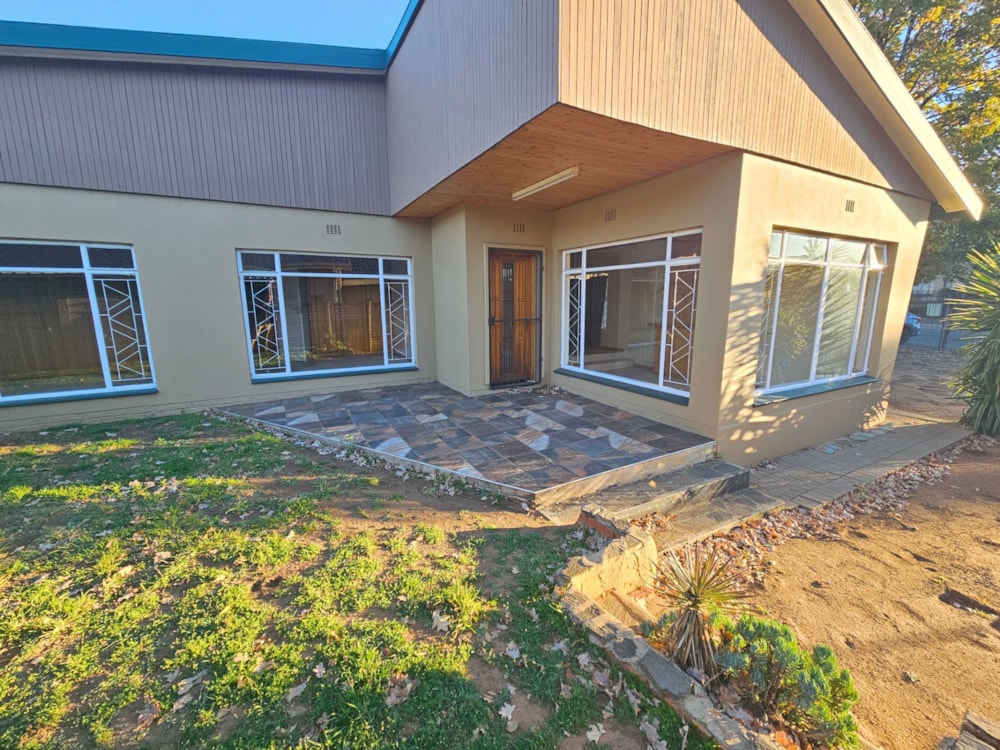 House for sale in Uitsig, Bloemfontein - 1BX1704686