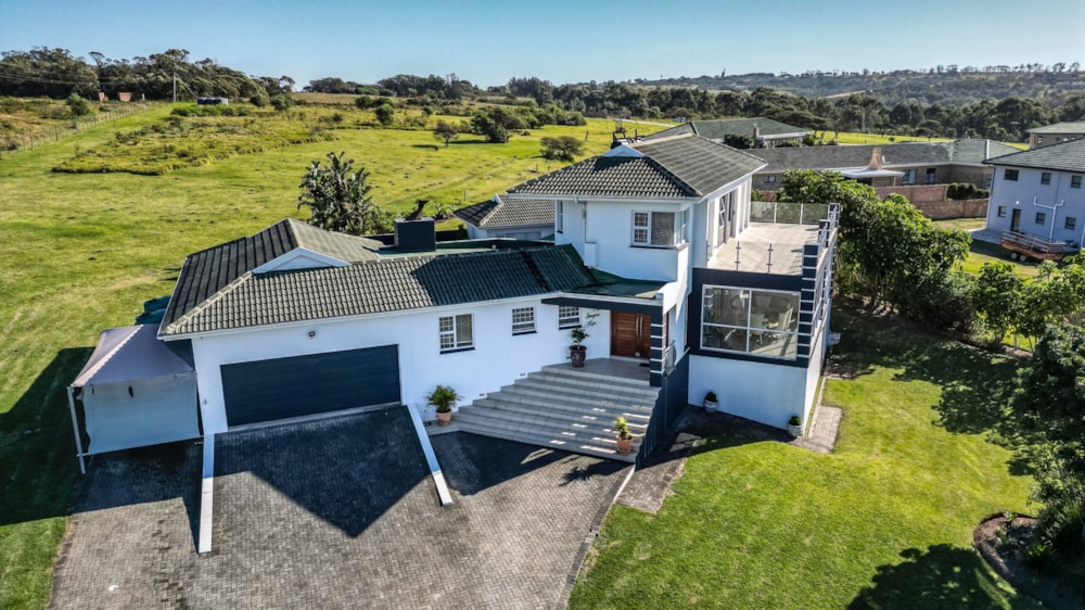 Double-storey house for sale in Four Seasons - 1EZ1705459 Double-storey house for sale in Four Seasons - 1EZ1705459