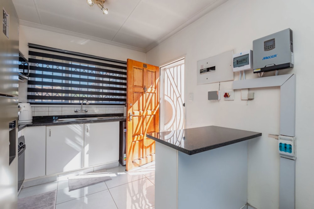 Apartment for sale in Mondeor - 1GV1702341