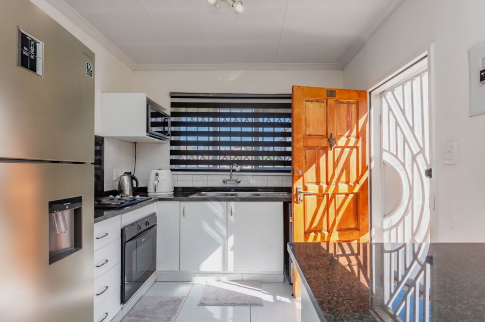 Apartment for sale in Mondeor - 1GV1702341 Apartment for sale in Mondeor - 1GV1702341