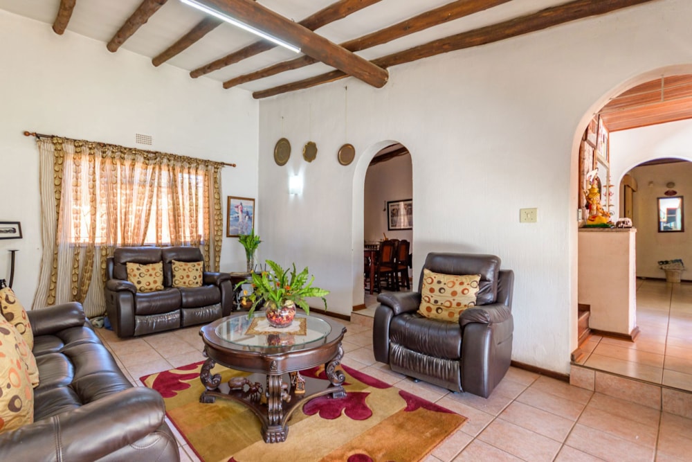 House for sale in Birch Acres - KTP1705271 House for sale in Birch Acres - KTP1705271